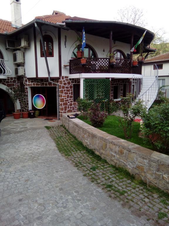 The Beautiful House Hotel Veliko Tárnovo Exterior foto